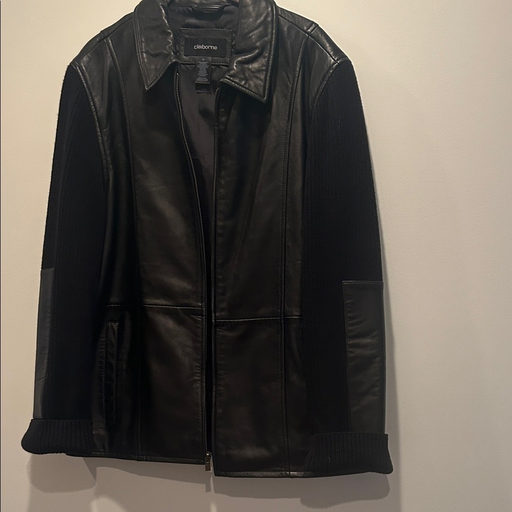 Women’s Claiborne Black Leather Jacket. W/knit sleeve. Zipper secret pockets.